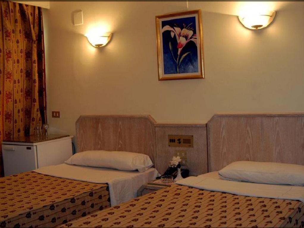 Emilio Hotel Luksor Pokój zdjęcie